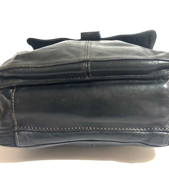 Fossil vintage unisex distressed Black Crossbody Bag - Picture 7 of 12